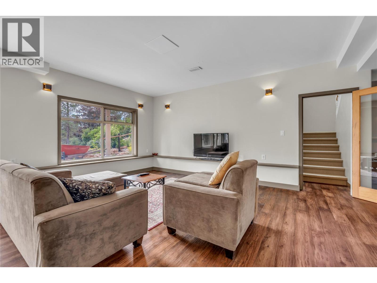 134 Deerview Crescent - 42
