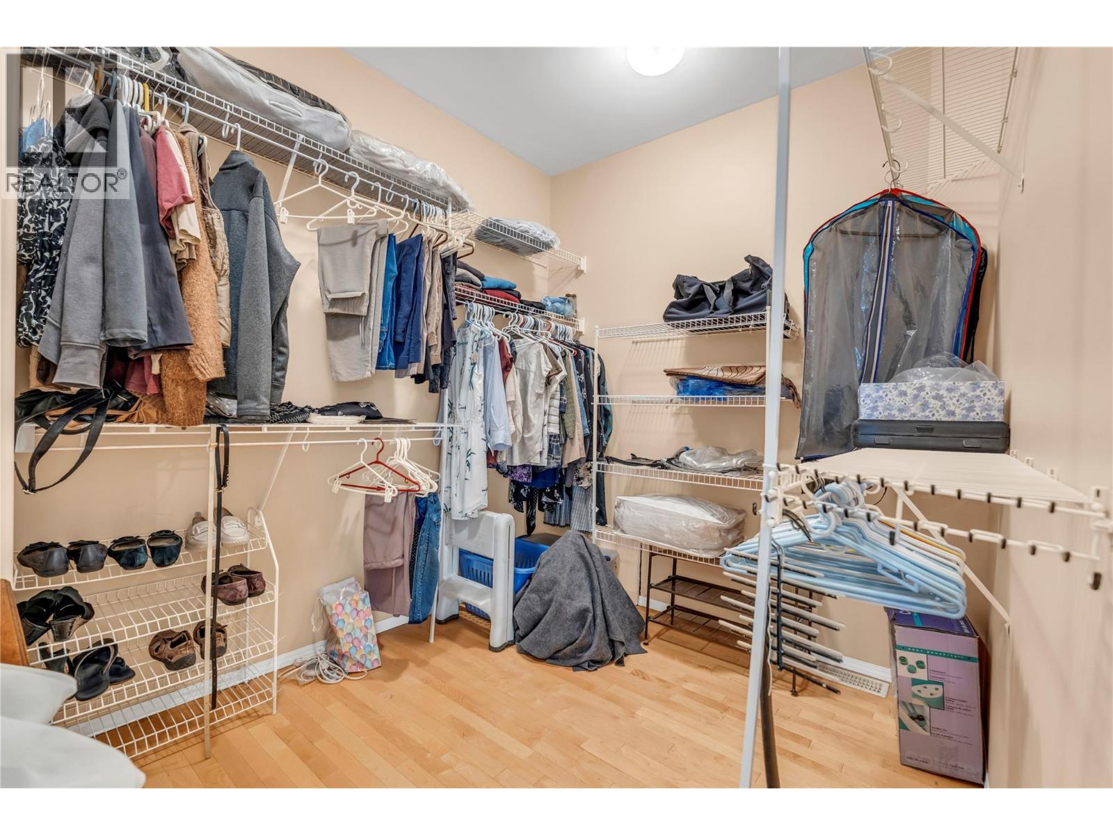 134 Deerview Crescent - 11