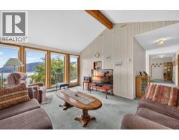 4pc Bathroom - 9251 Tyndall Road, Lake Country, BC V4V1N3 Photo 9