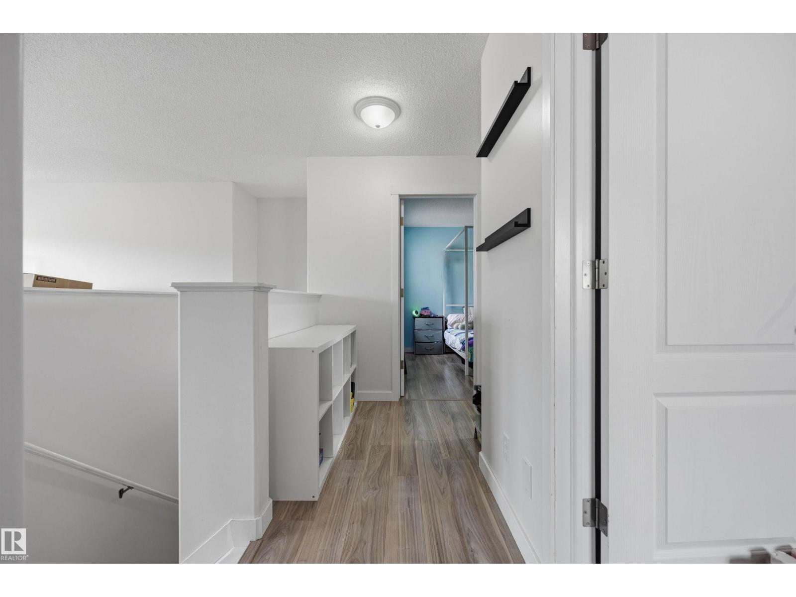 214 HYNDMAN CR NW - Image 35