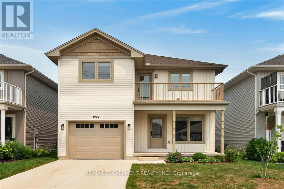 822 MAIN STREET - 1