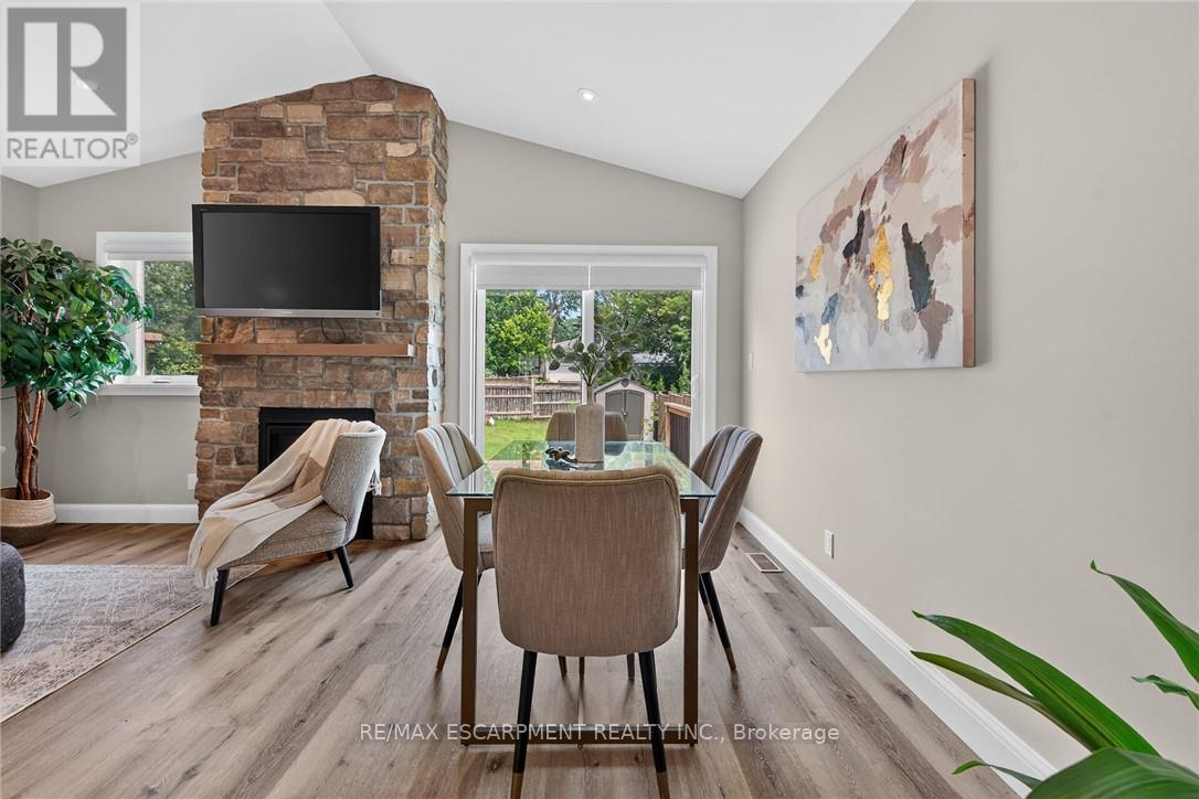822 MAIN STREET - 12