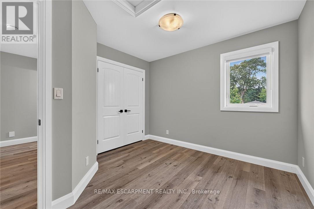 822 MAIN STREET - 35