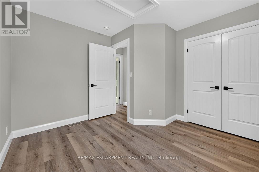 822 MAIN STREET - 36
