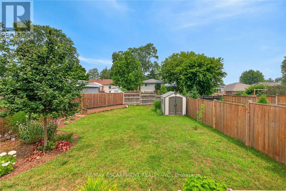 822 MAIN STREET - 46