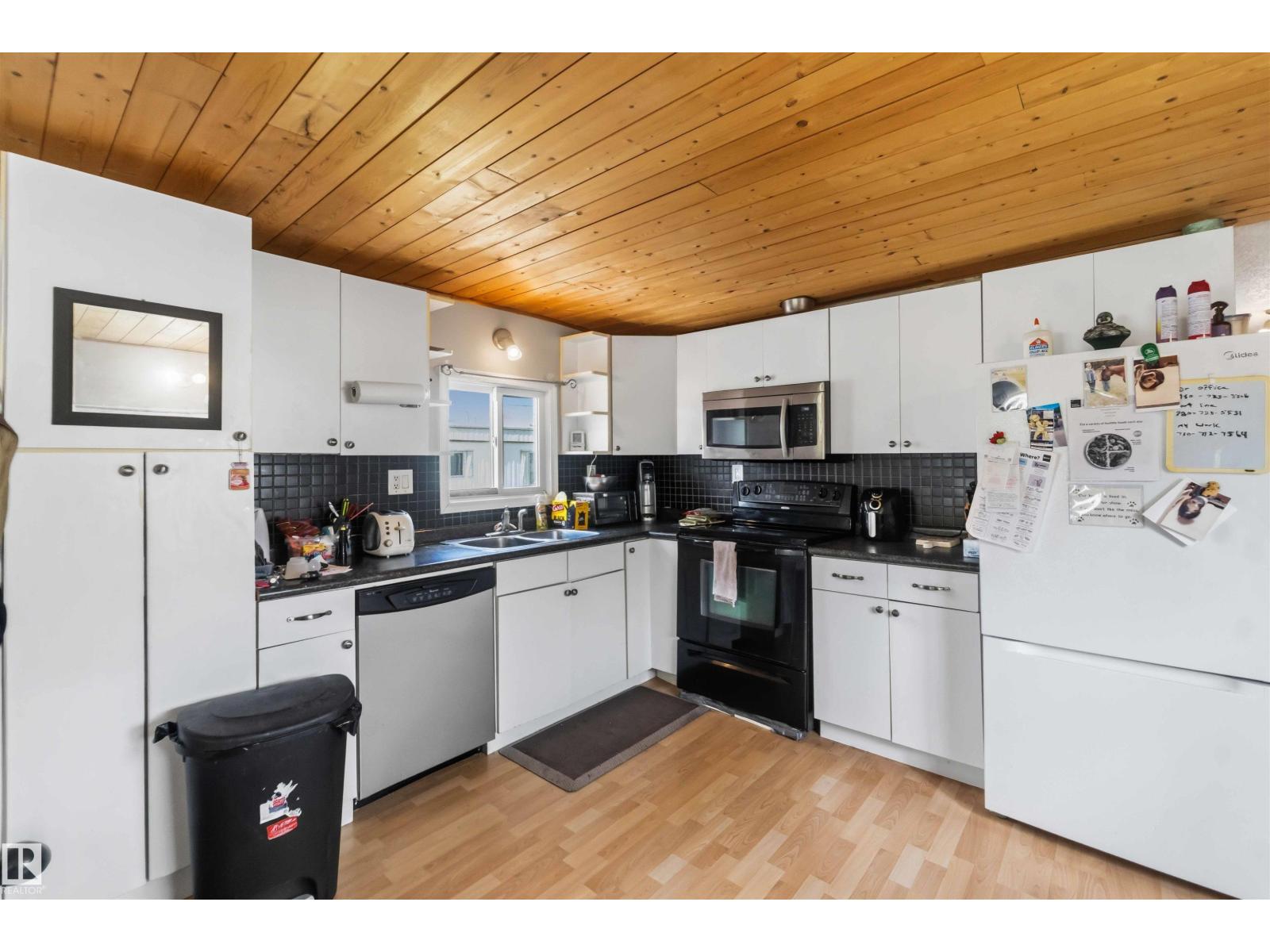 372 Evergreen PA NW NW - 14