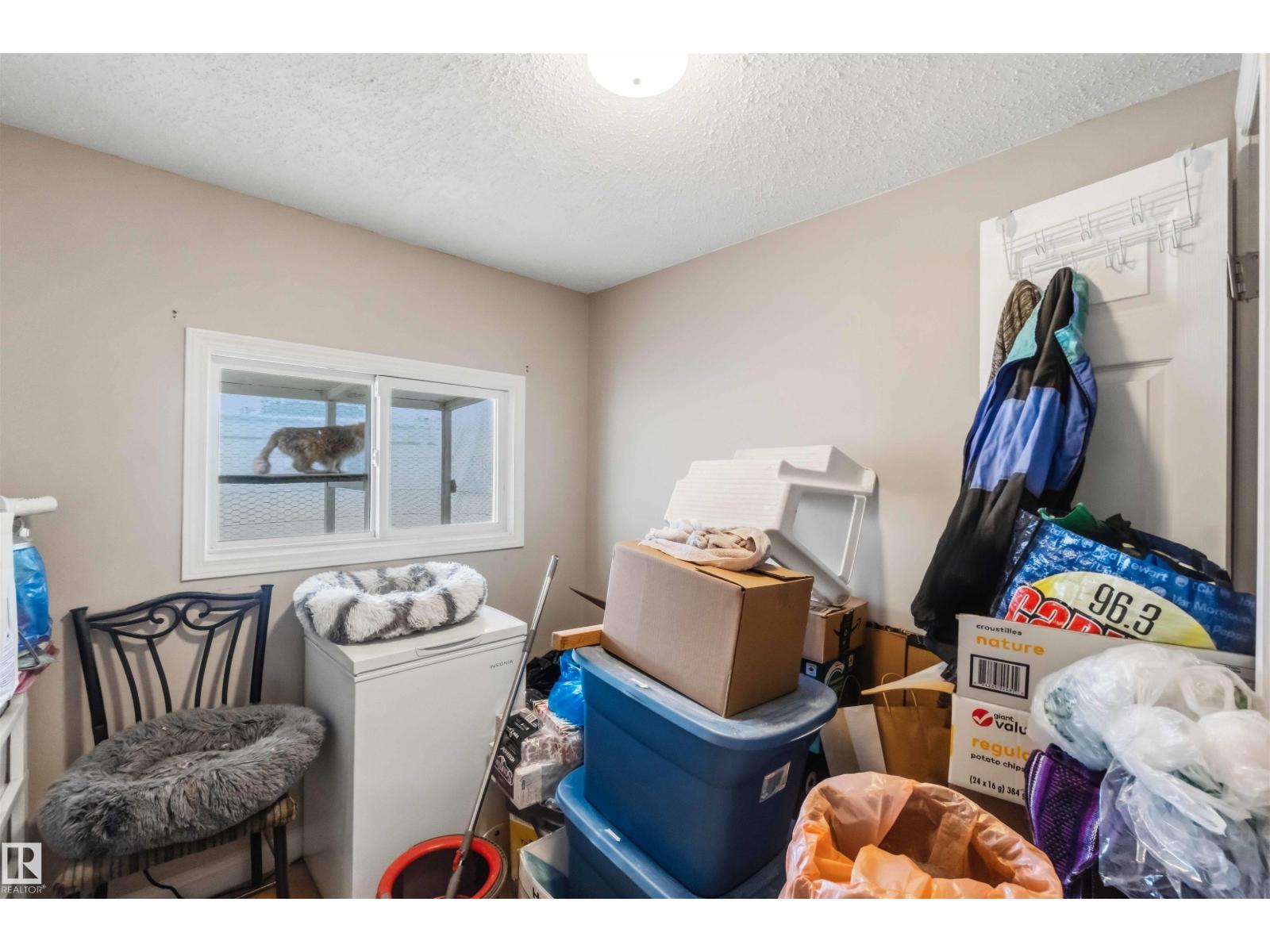 372 Evergreen PA NW NW - 27
