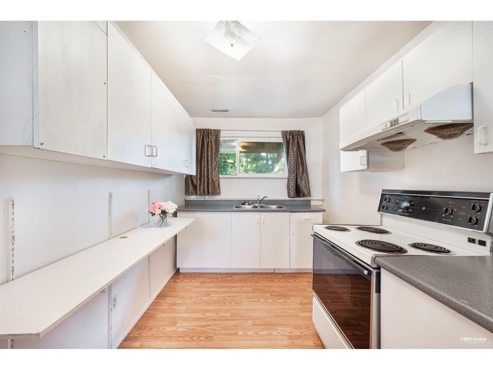 4 Bed, 2 Bath House for Sale in Langley – 20022 GRADE CRESCENT, Langley – MLS# R3147905 - Image 11
