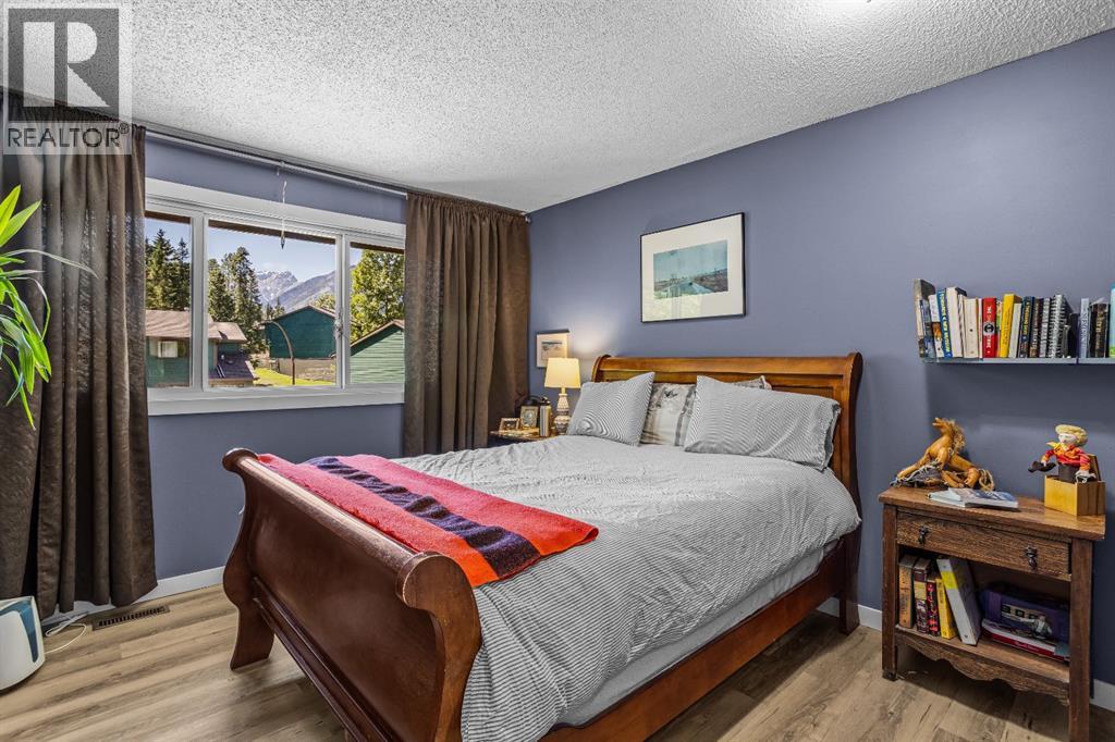 246 Kluane Drive - 23