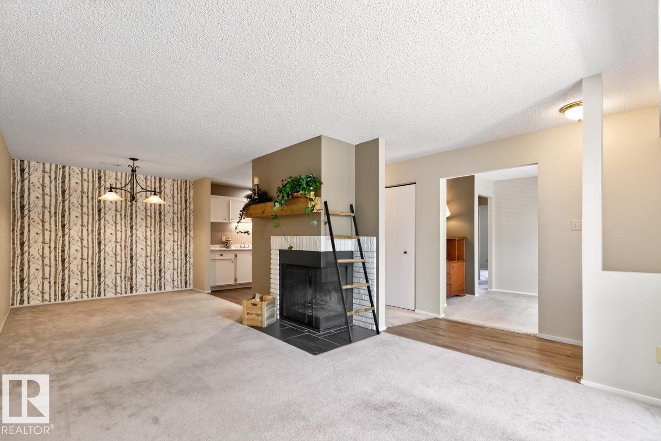 #31 2115 118 ST NW - 10