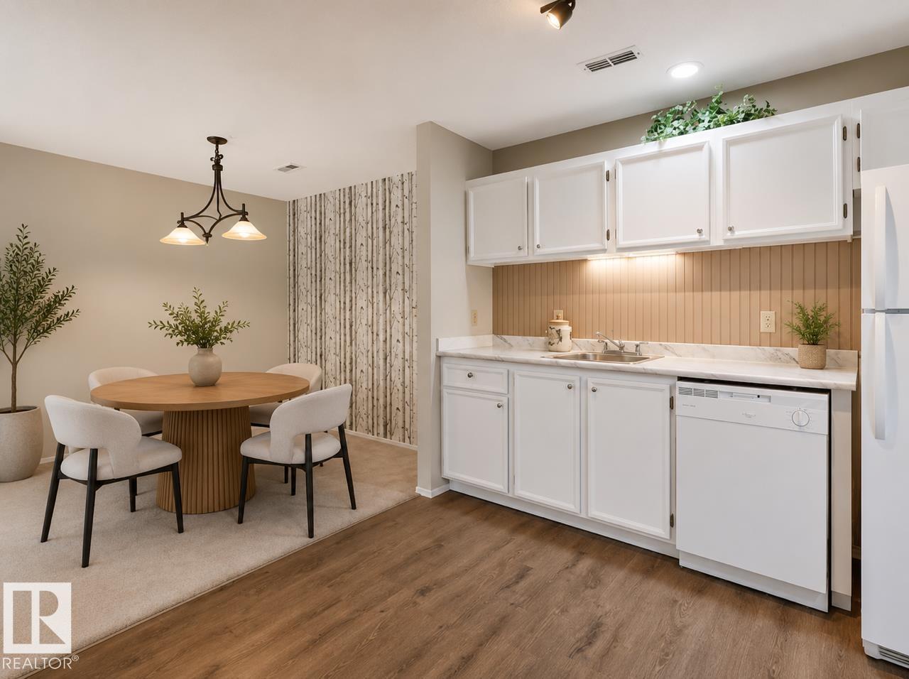 #31 2115 118 ST NW - 11