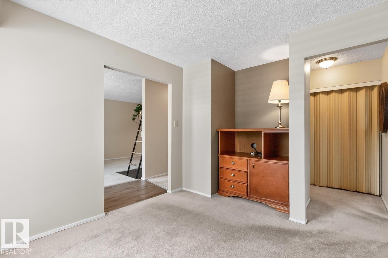 #31 2115 118 ST NW - 22