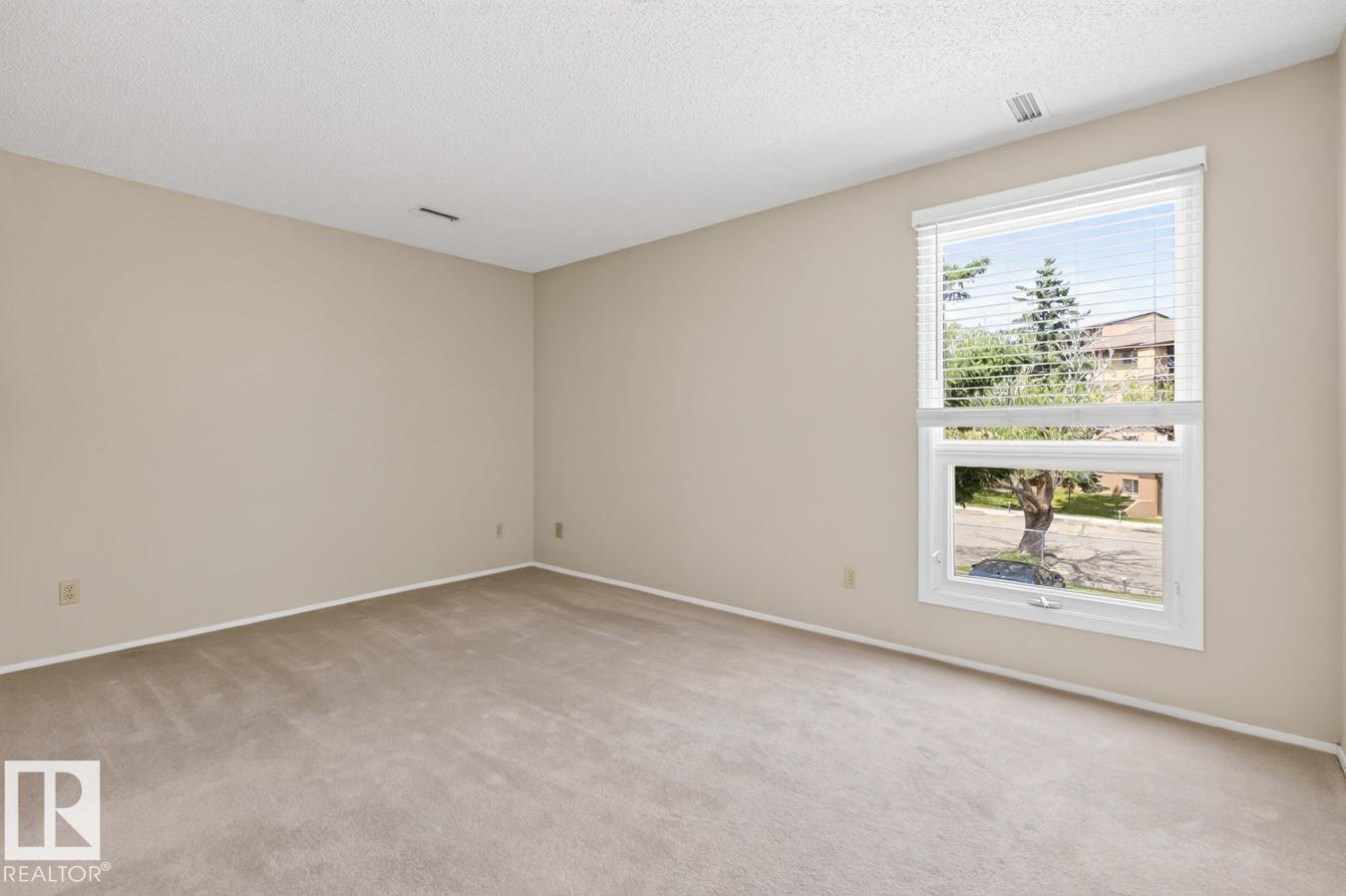 #31 2115 118 ST NW - 26