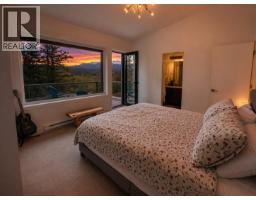 4615 Rowan Street, Windermere, BC V0B2L2 Photo 40