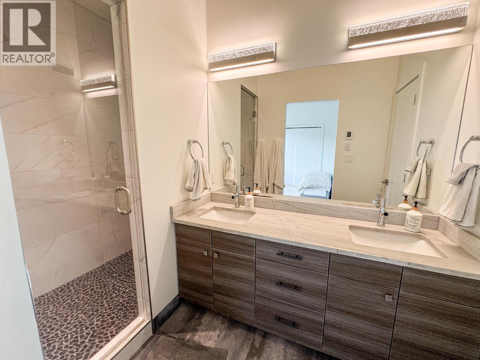 4615 Rowan Street - 41