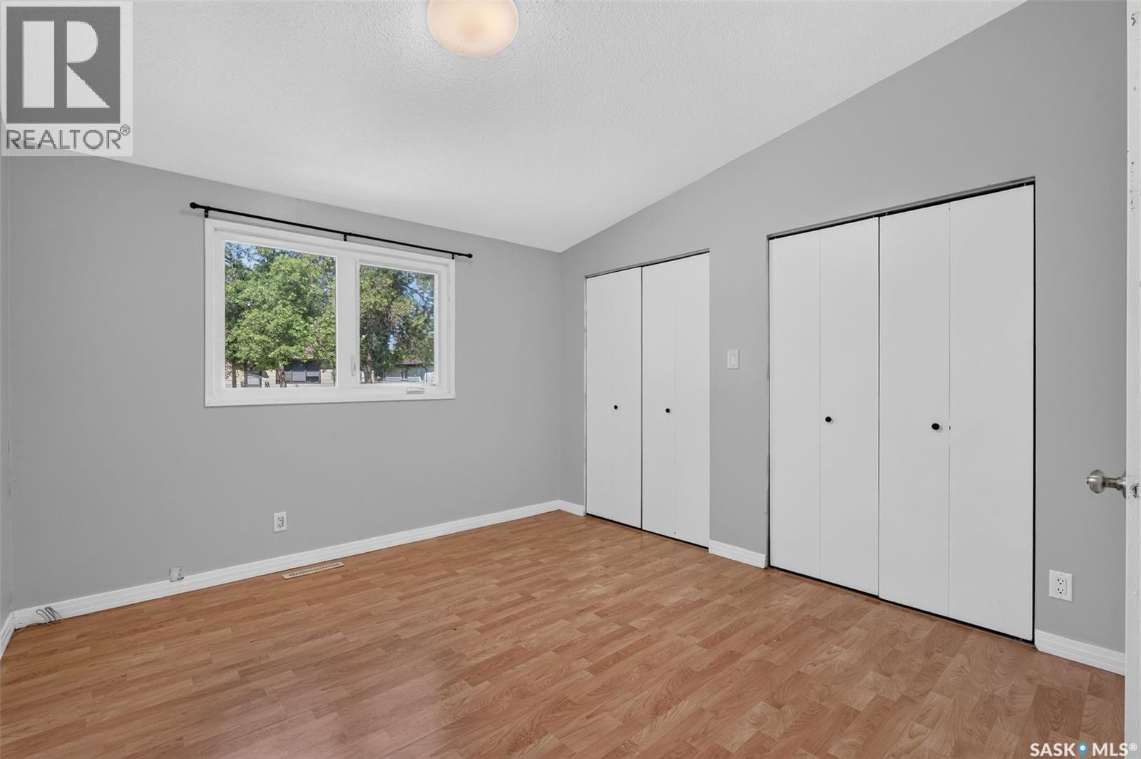 212 3rd AVENUE S - 13