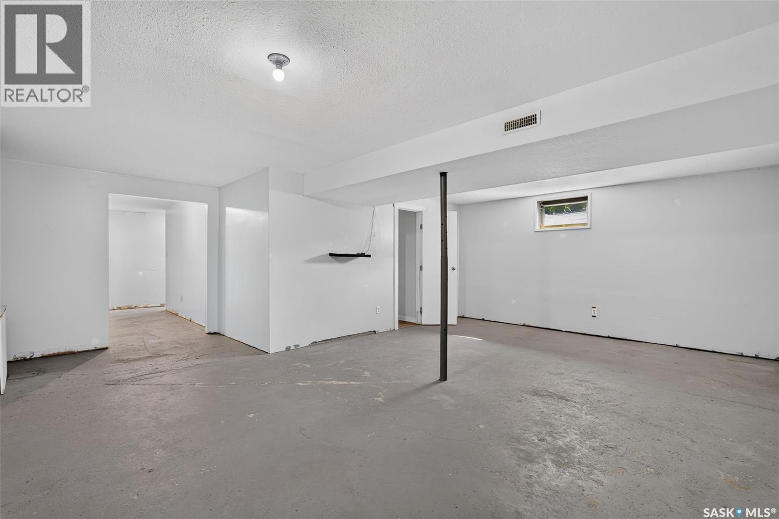 212 3rd AVENUE S - 15