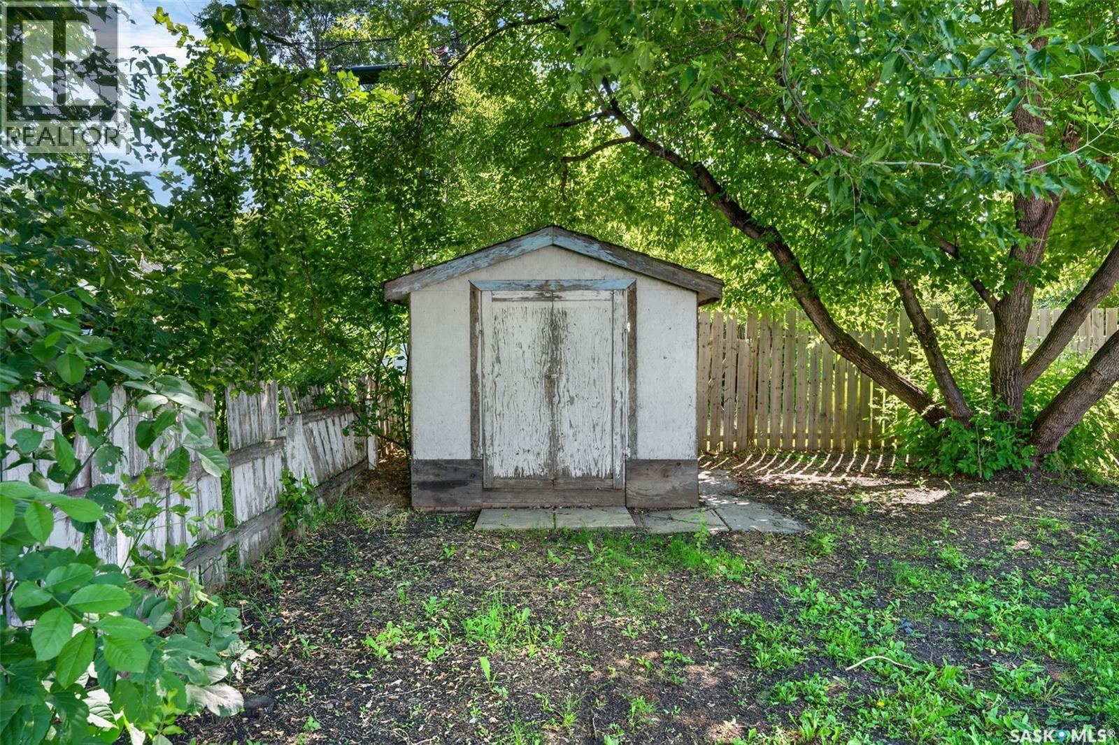 212 3rd AVENUE S - 24