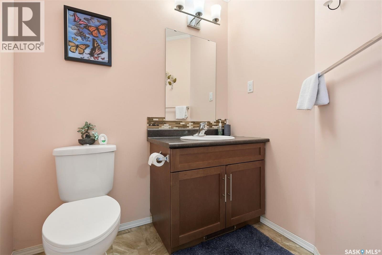 #406 225 Hassard CLOSE - 14
