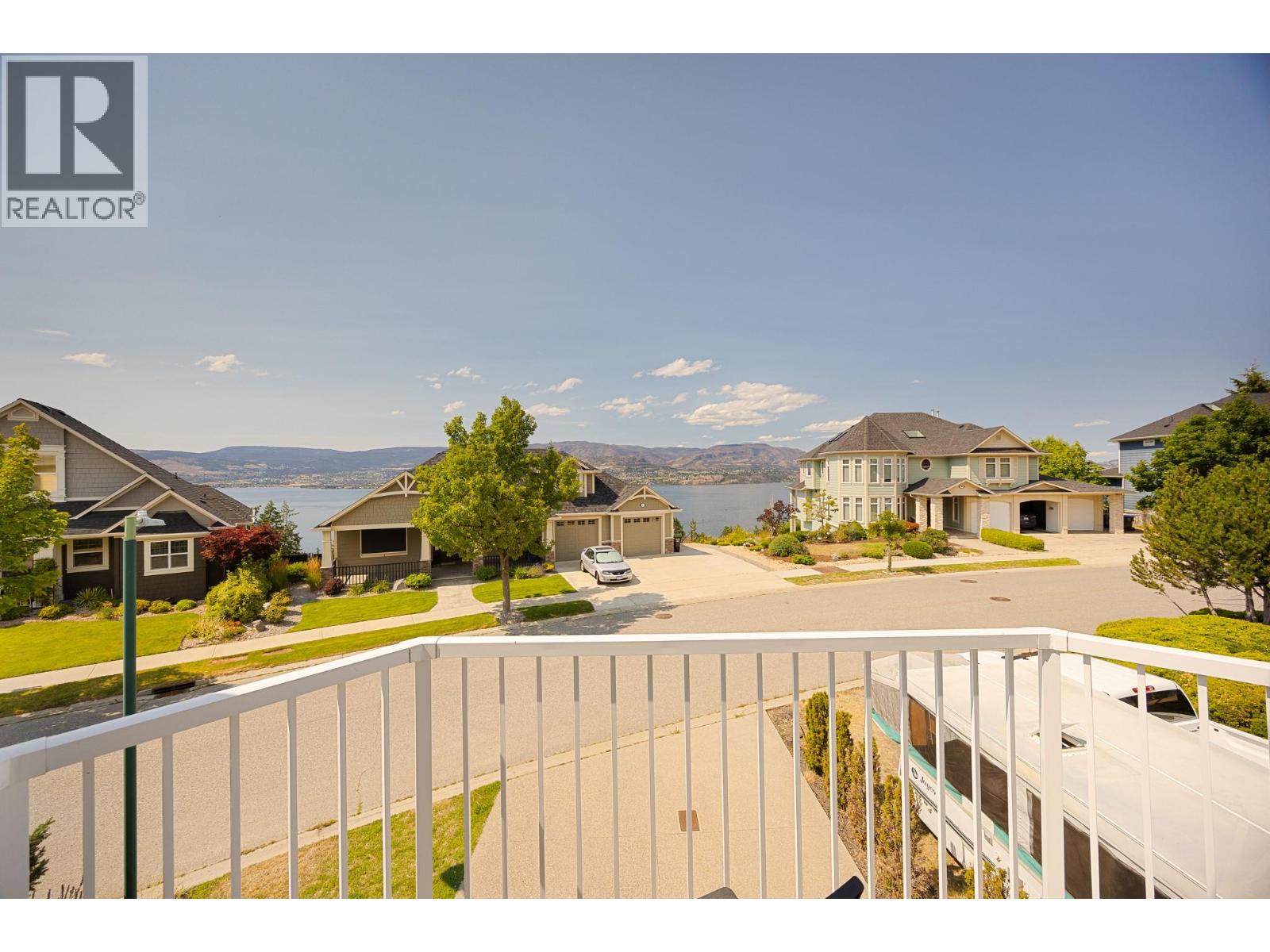 390 Quilchena Drive - 41
