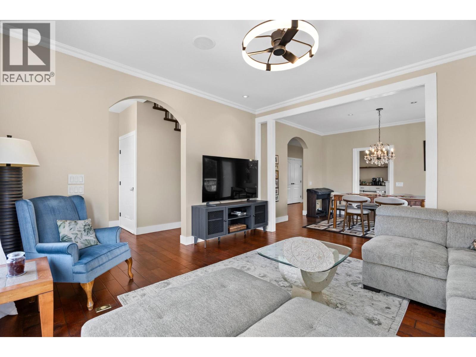 390 Quilchena Drive - 55