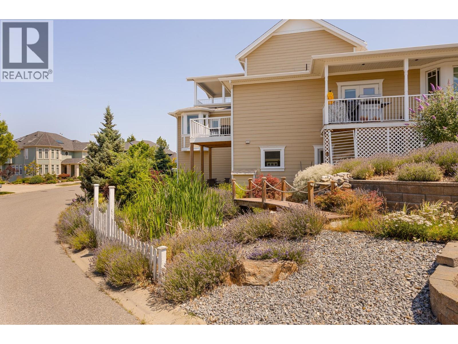 390 Quilchena Drive - 79