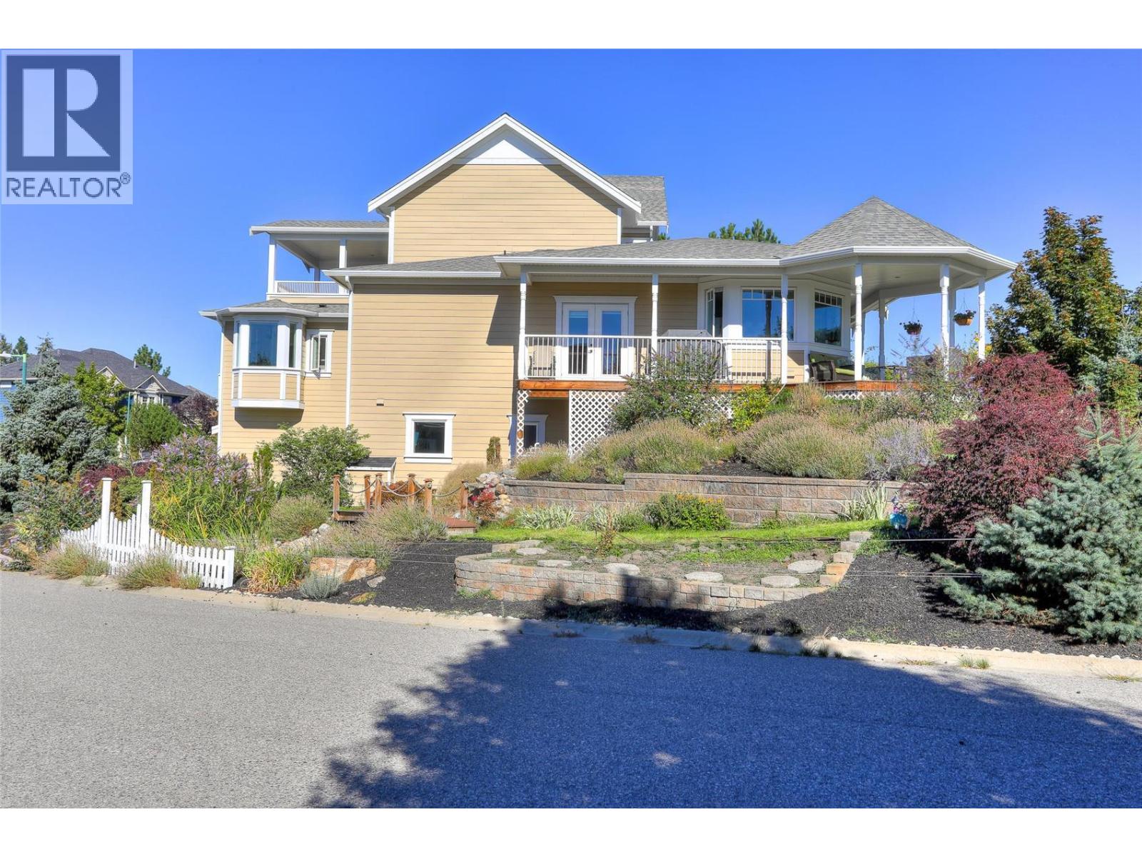 390 Quilchena Drive - 9