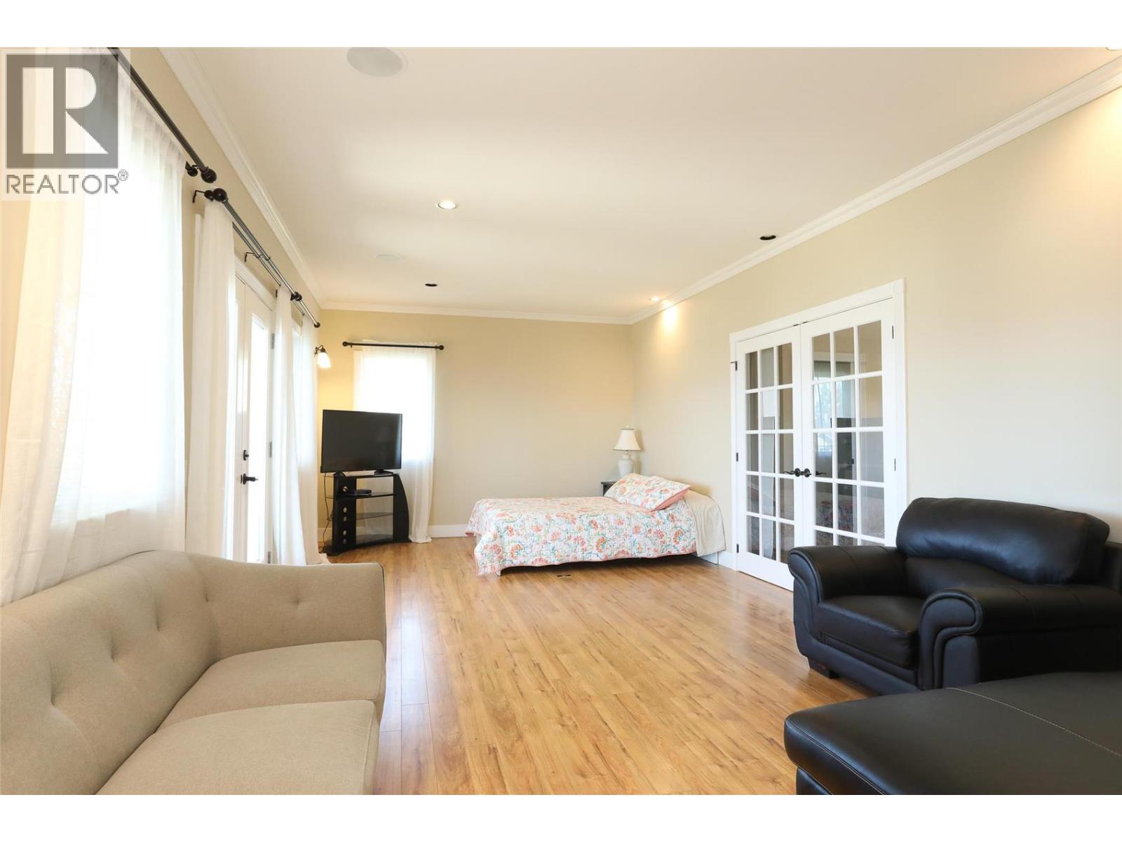 390 Quilchena Drive - 21