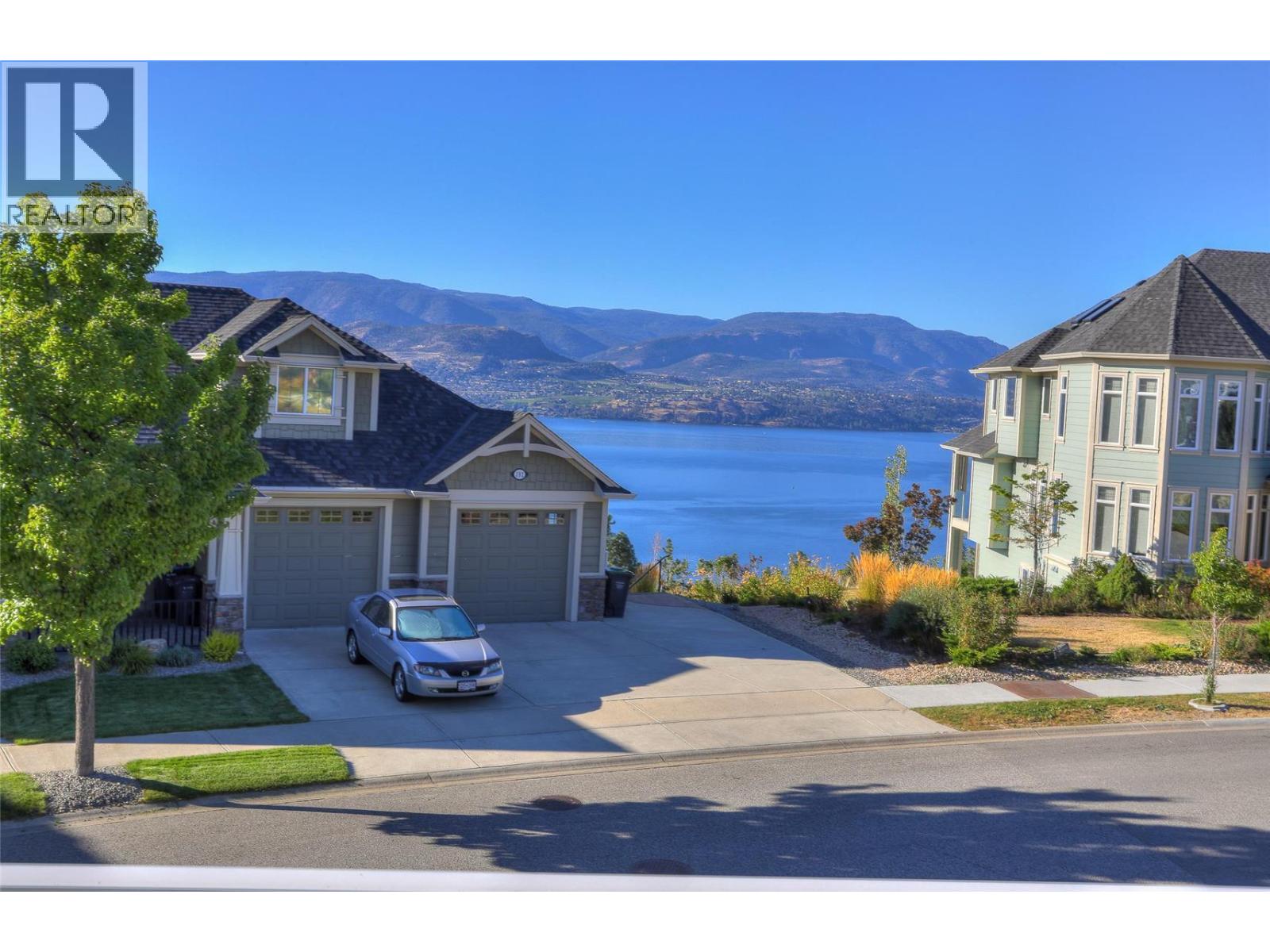 390 Quilchena Drive - 18