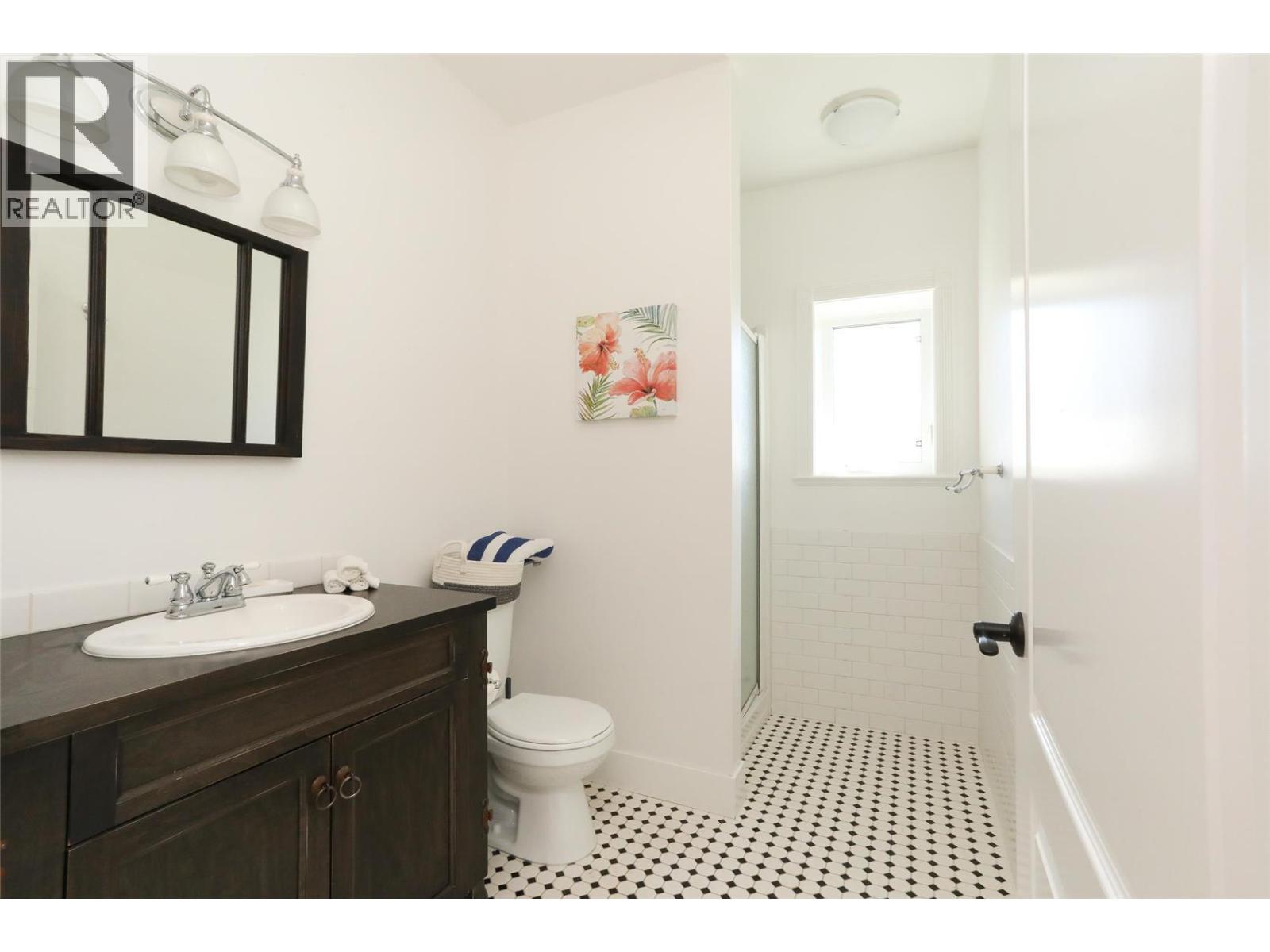 390 Quilchena Drive - 33