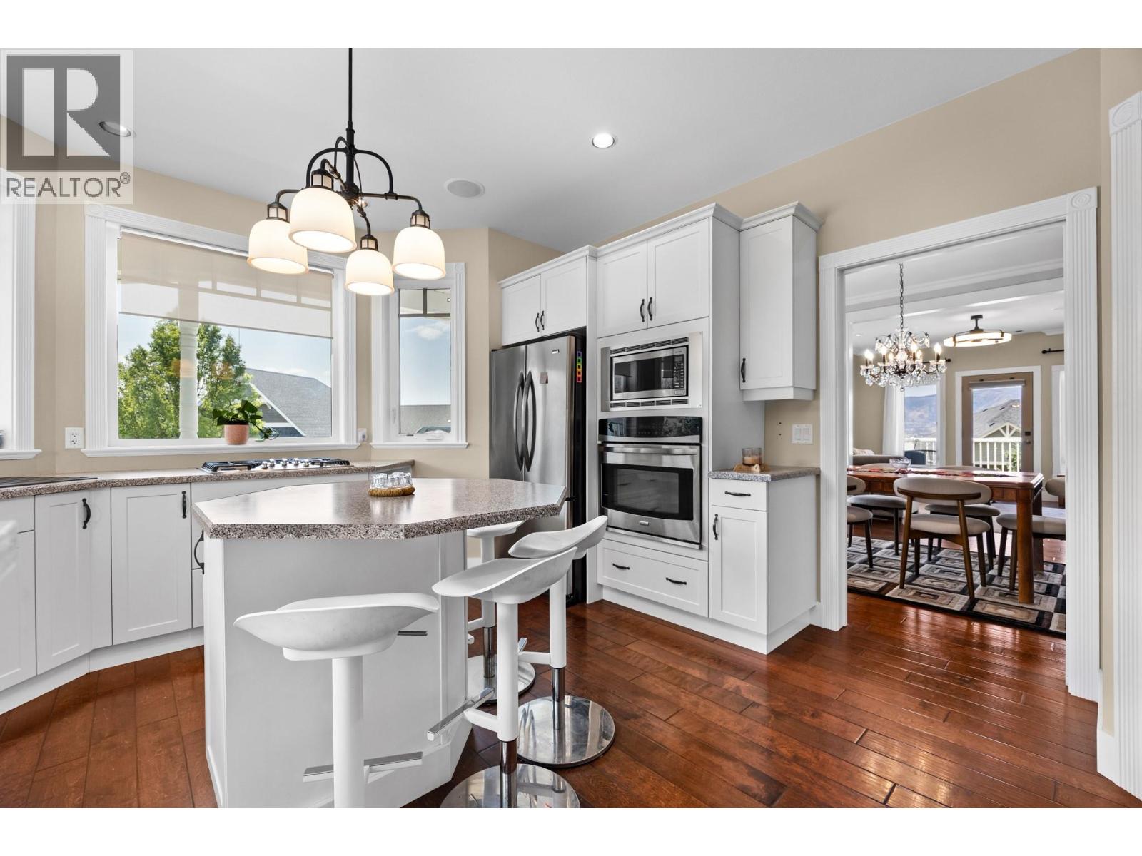 390 Quilchena Drive - 58