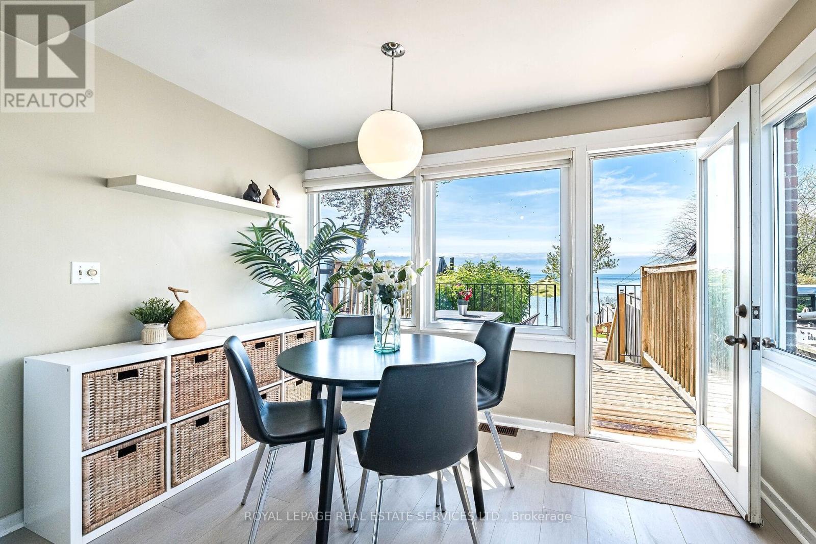 11A LAKE SHORE DRIVE - 19