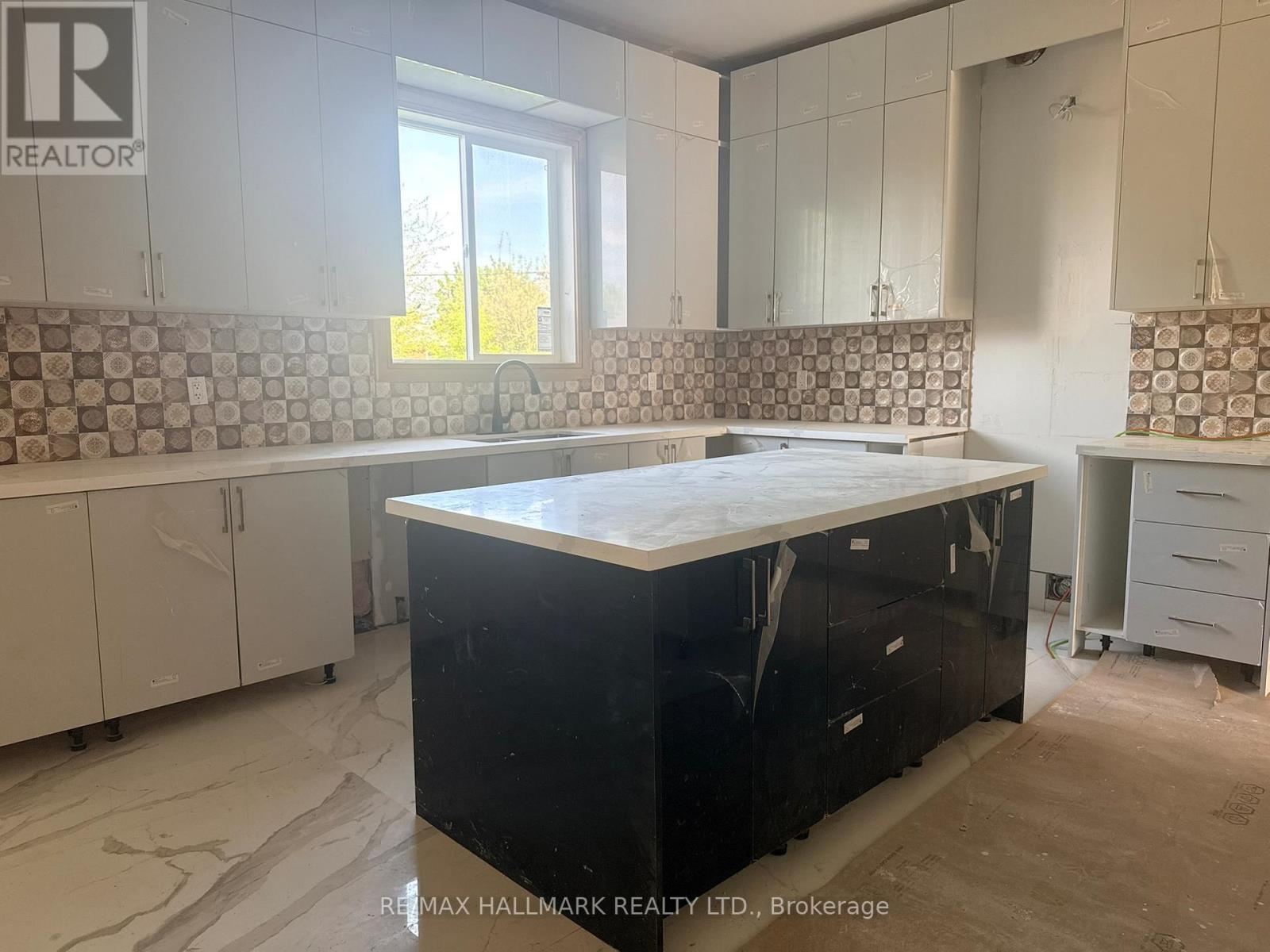 783 MIDLAND AVENUE - 14