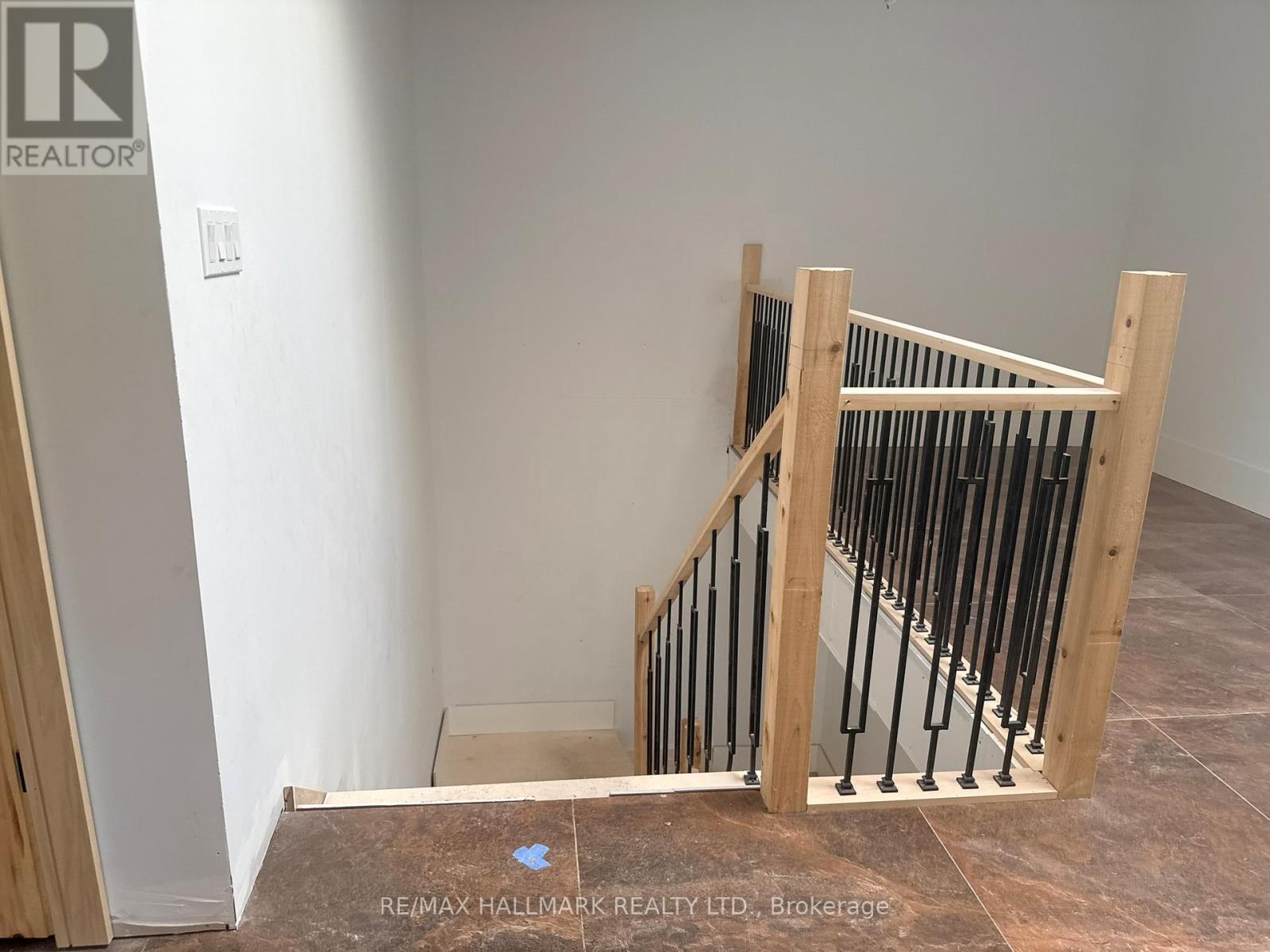 783 MIDLAND AVENUE - Image 32