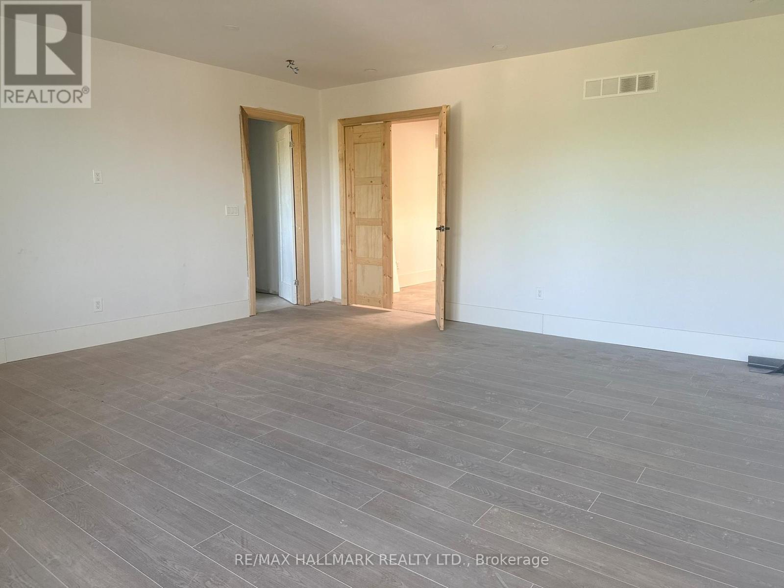 783 MIDLAND AVENUE - 33