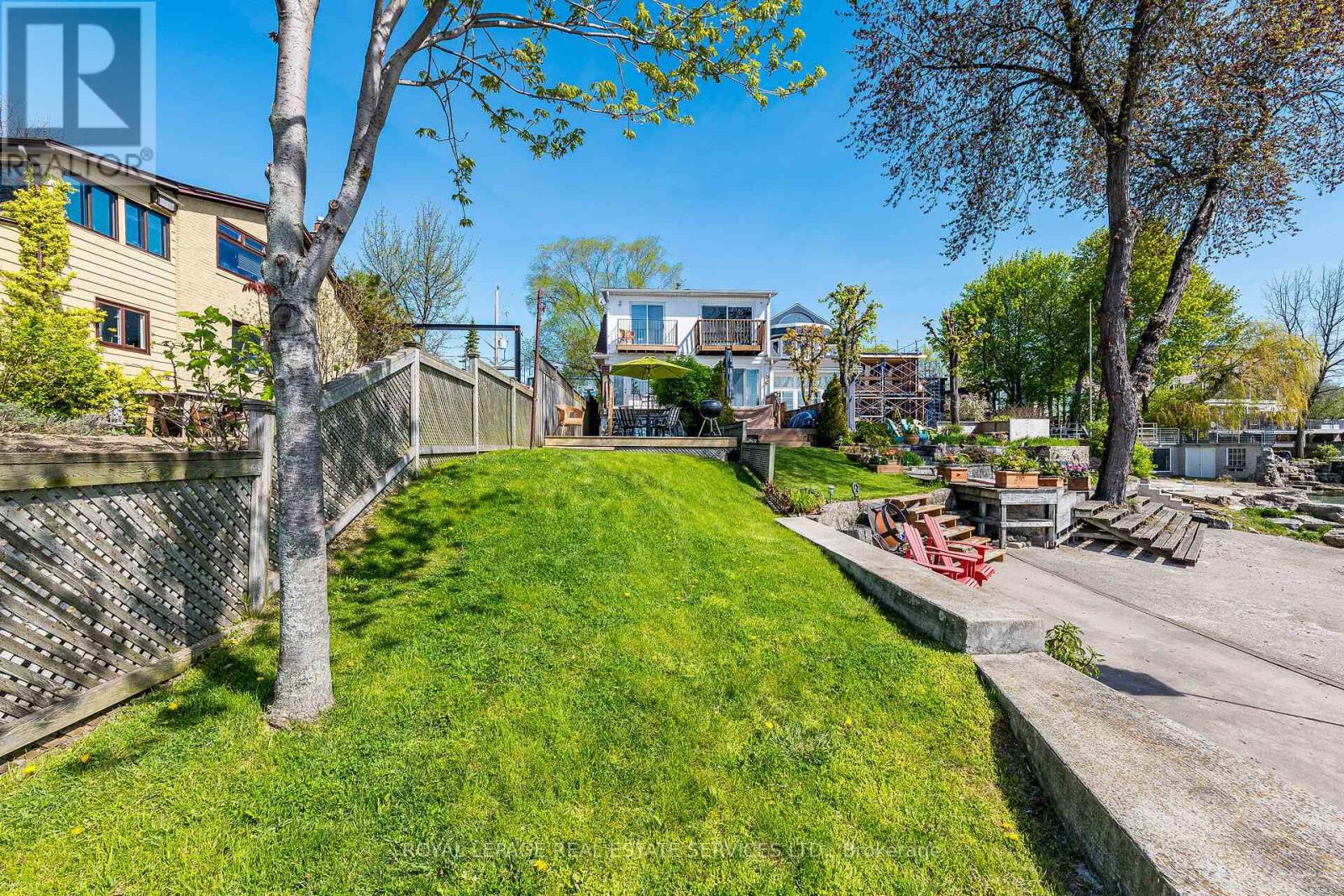 11A LAKE SHORE DRIVE - 42