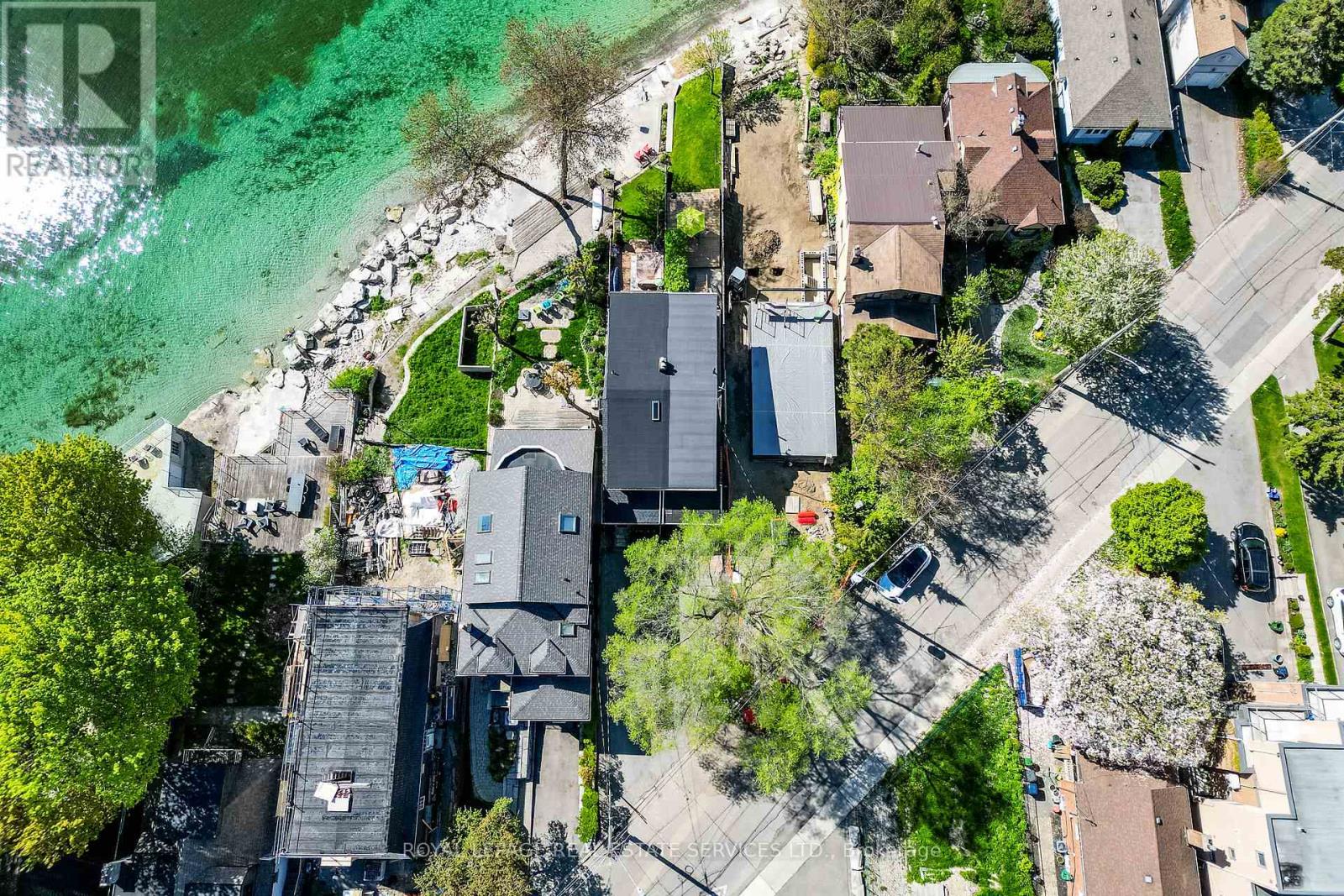 11A LAKE SHORE DRIVE - 8