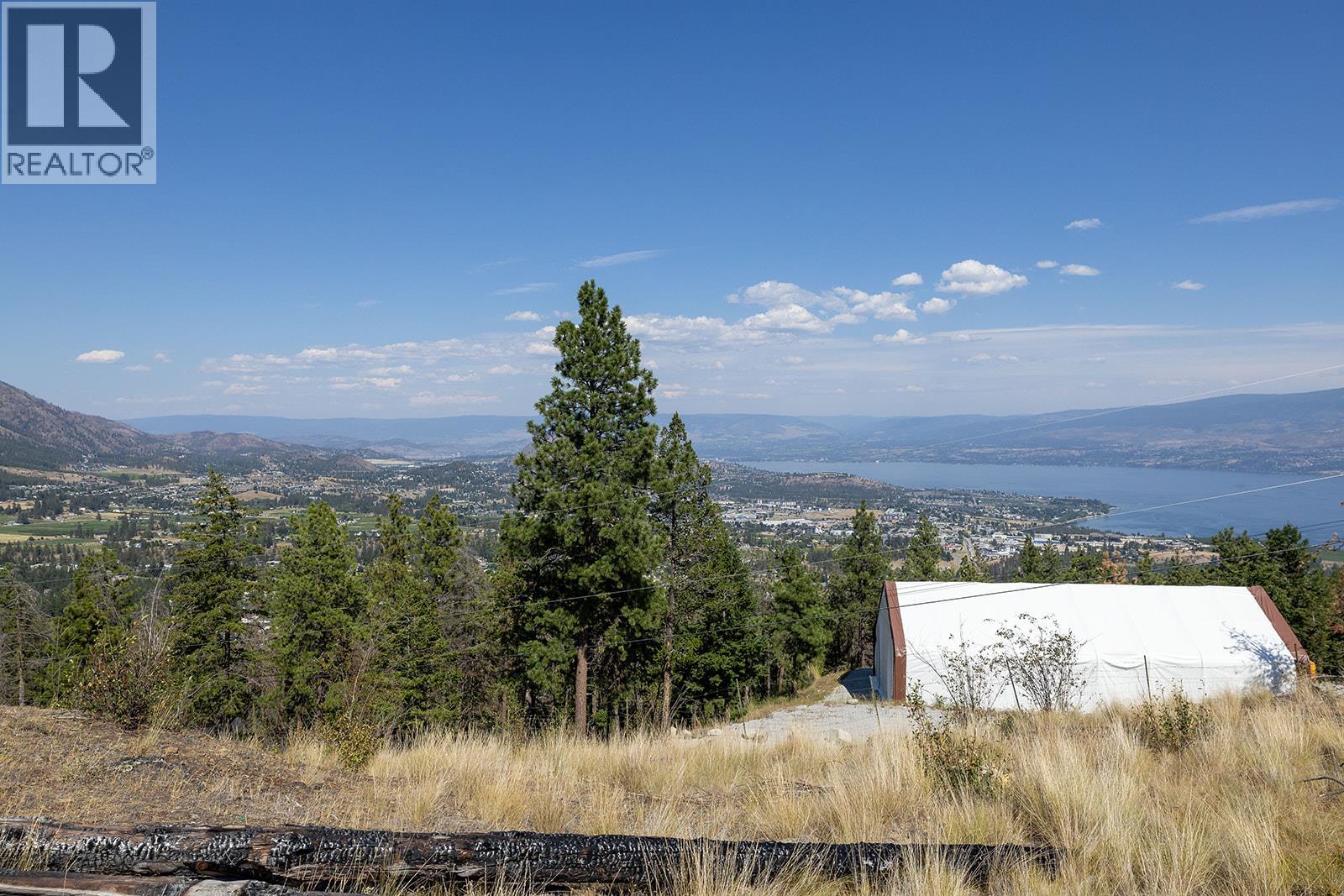  3666 Gates Road, West Kelowna