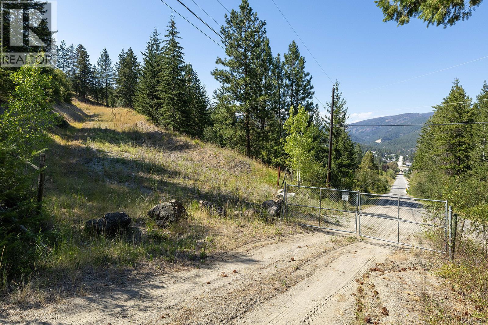  3666 Gates Road, West Kelowna