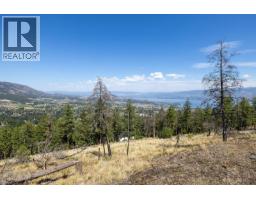 3666 Gates Road, West Kelowna, BC V4T1A3 Photo 10