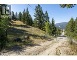 3666 Gates Road, West Kelowna, BC V4T1A3 Photo 24