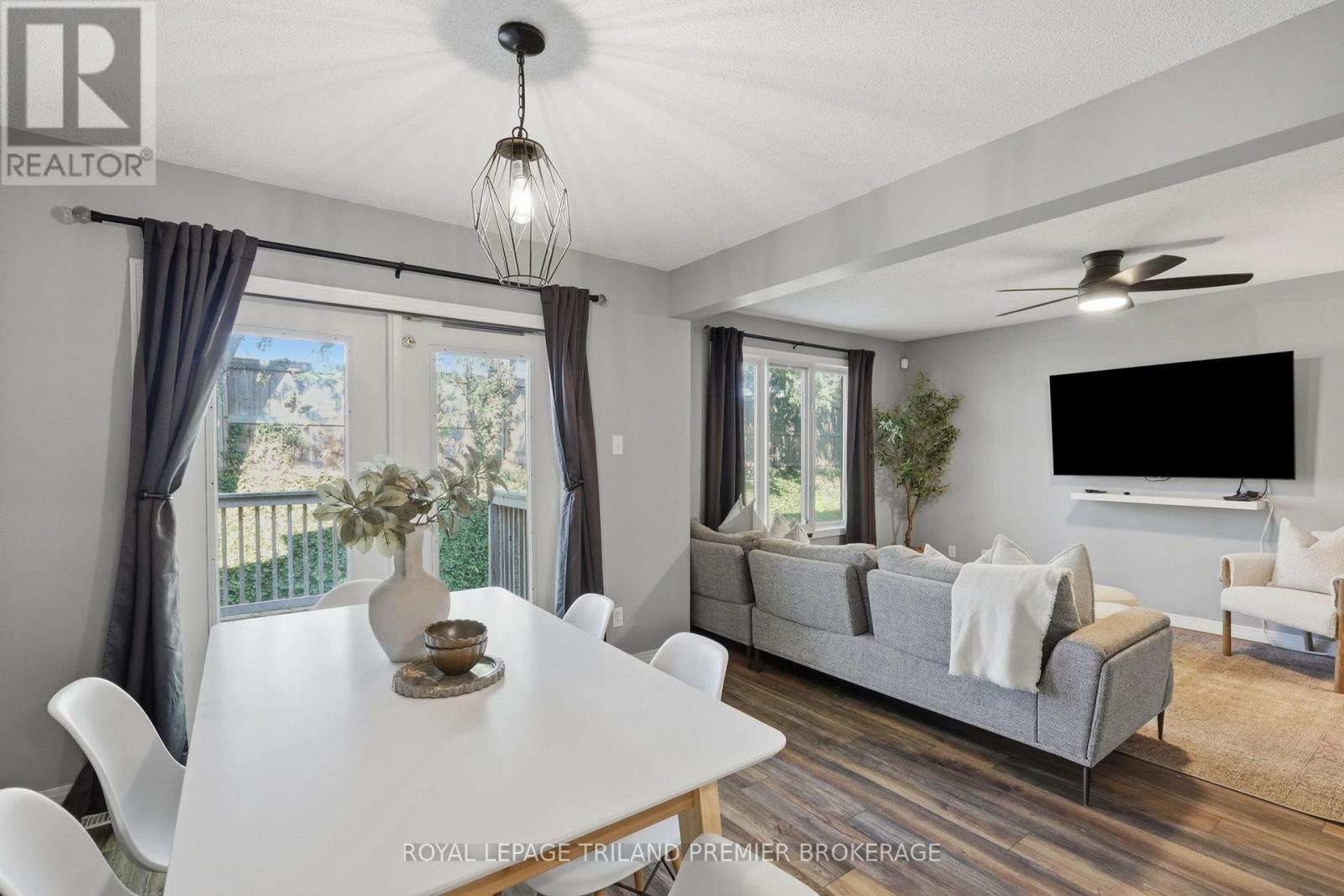 ##5 155 KILLARNEY ROAD - 13