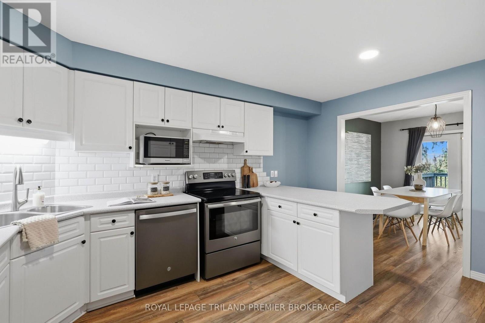 ##5 155 KILLARNEY ROAD - 17