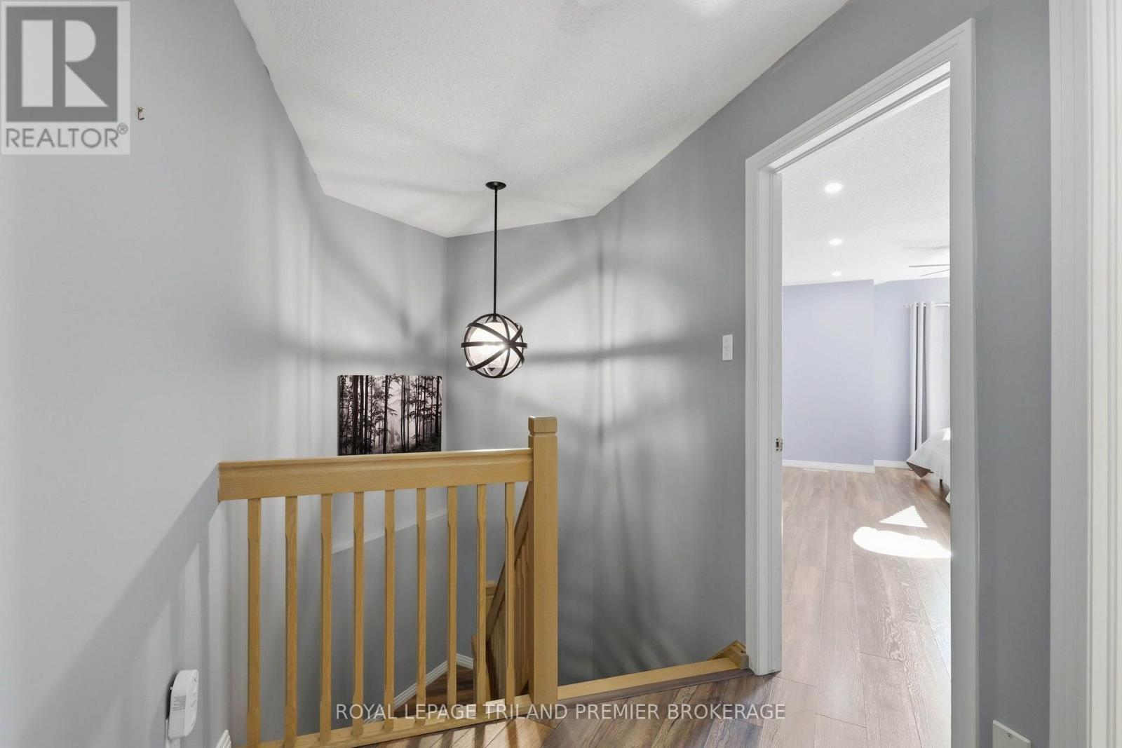##5 155 KILLARNEY ROAD - 21