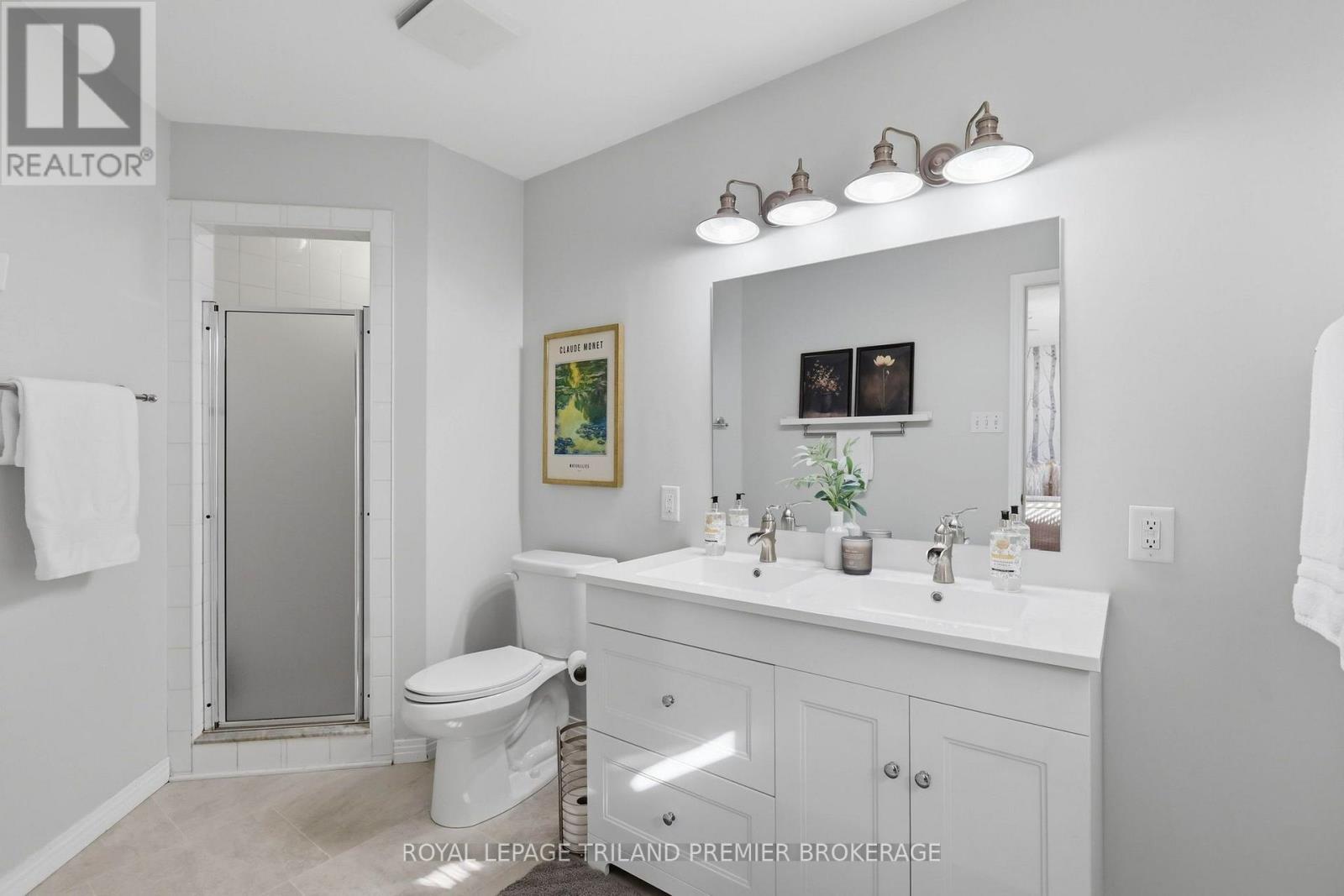 ##5 155 KILLARNEY ROAD - 25