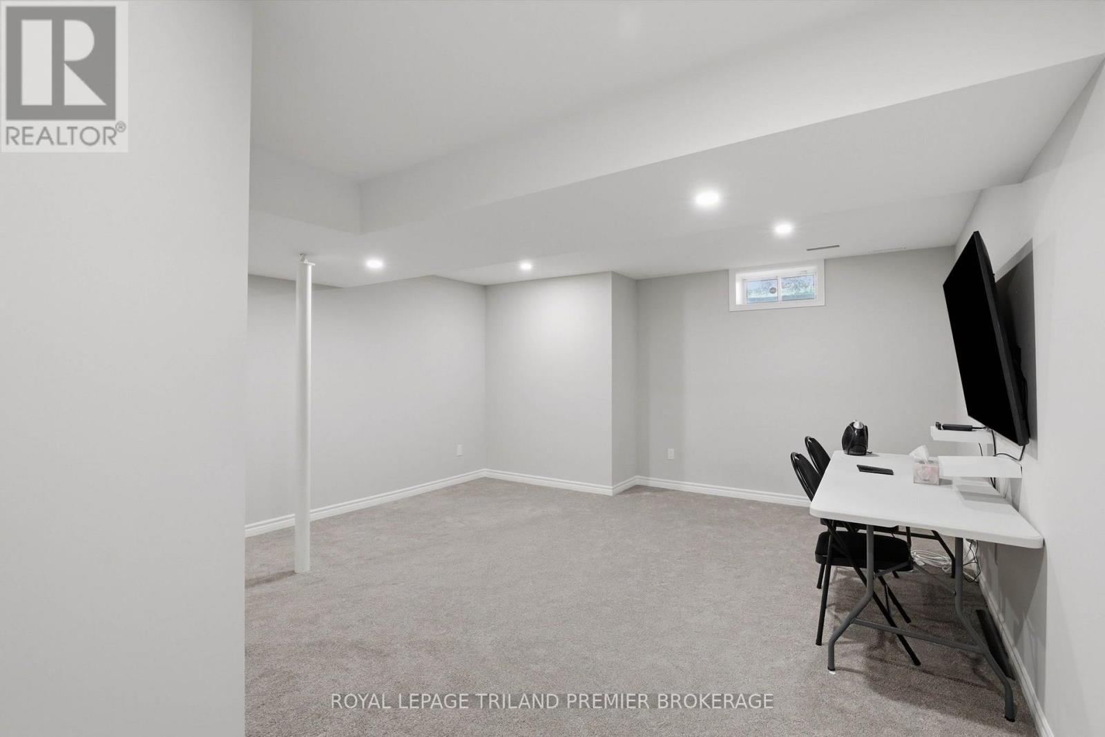 ##5 155 KILLARNEY ROAD - 34