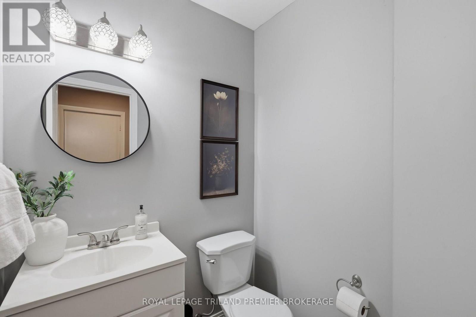 ##5 155 KILLARNEY ROAD - 7