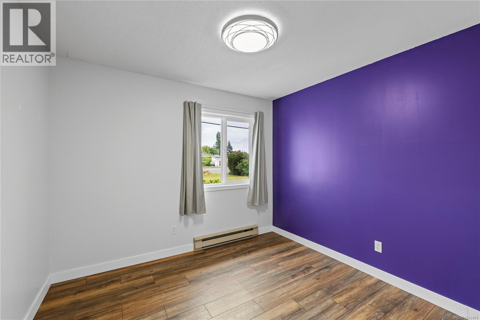 574 Hirst Ave - 29