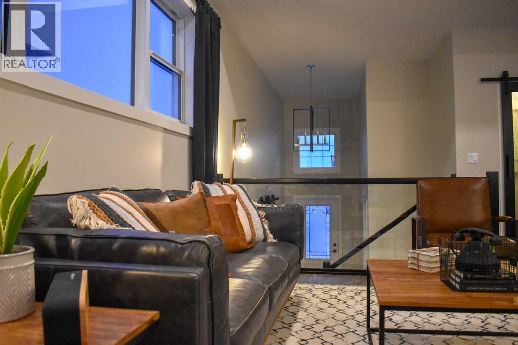 12 Vanson Close - 11