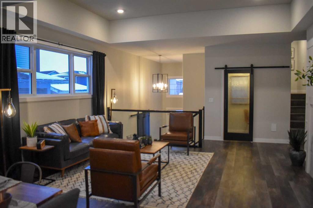 12 Vanson Close - 8